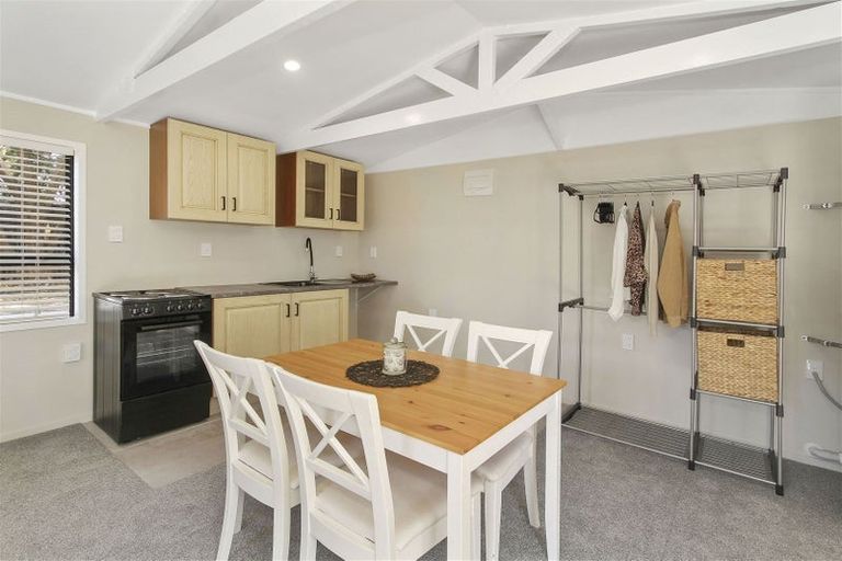 Photo of property in 19a Leaming Place, Clarks Beach, 2122