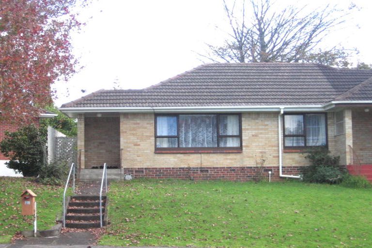 Photo of property in 3/3 Sutton Crescent, Papatoetoe, Auckland, 2025