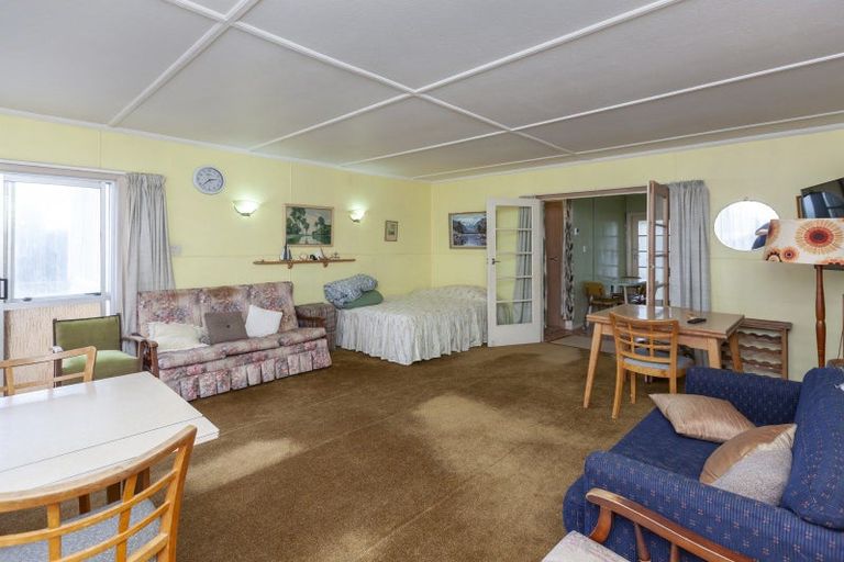 Photo of property in 120 The Parade, Paekakariki, 5034