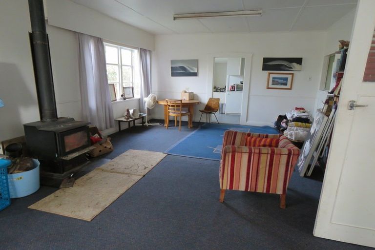 Photo of property in 120 Derby Street, Westport, 7825