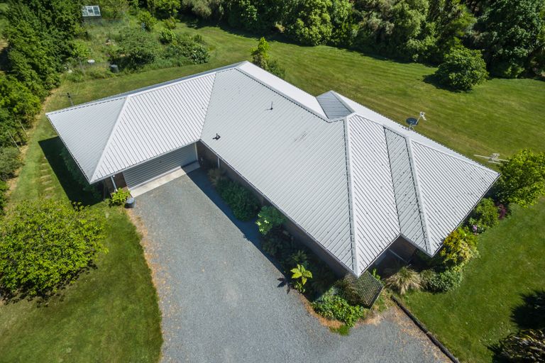 Photo of property in 27 Guys Road, Yaldhurst, Christchurch, 7676