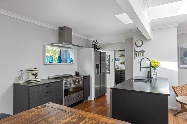 Photo of property in 8 Twin Stream Road, Warkworth, 0983