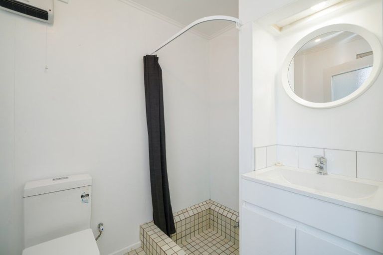 Photo of property in 33 Pomona Road West, Makarewa, Invercargill, 9876