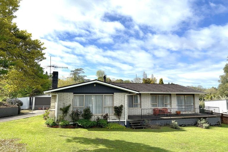 Photo of property in 10 Mangarino Street, Te Kuiti, 3910