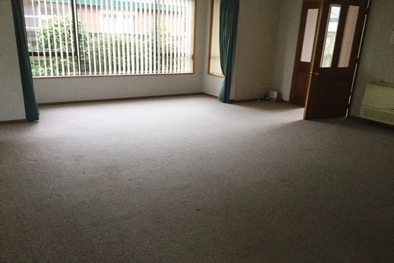 Photo of property in 8 Daley Place, Winton, 9720