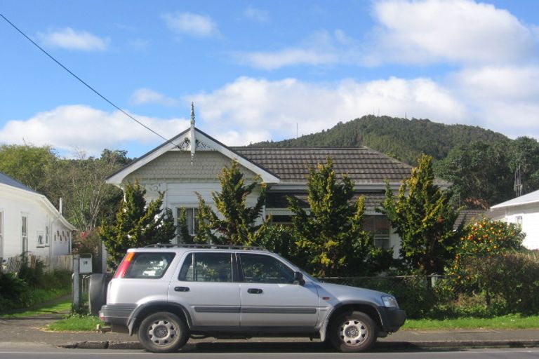 Photo of property in 18 Kamo Road, Regent, Whangarei, 0112