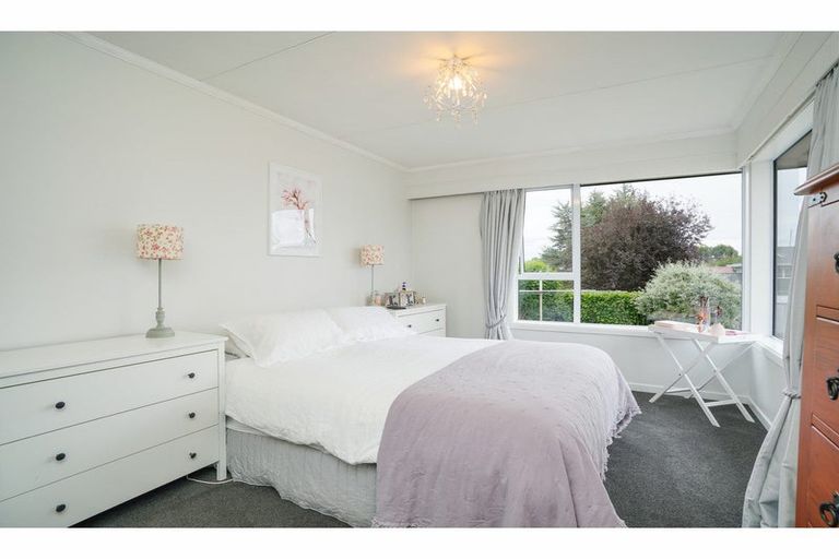 Photo of property in 66 Prospect Terrace, Newfield, Invercargill, 9812