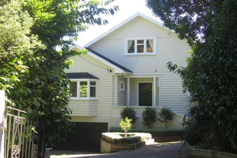 Photo of property in 86 Wilton Road, Wilton, Wellington, 6012