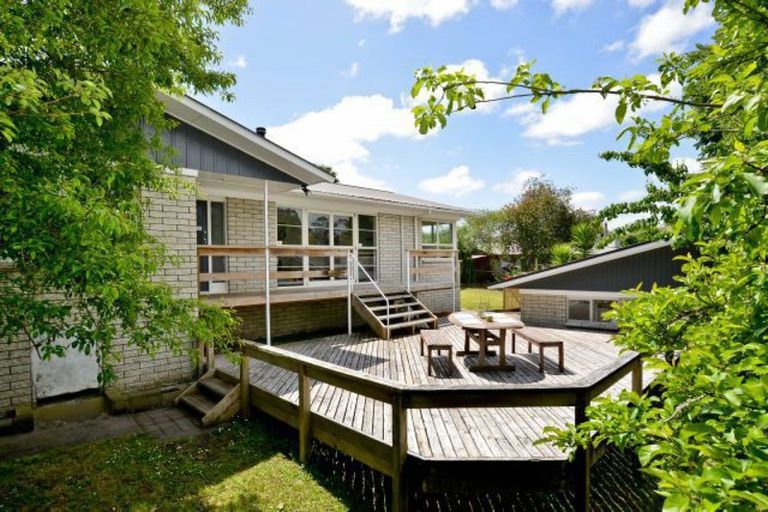 Photo of property in 10 Manapouri Place, Glenview, Hamilton, 3206