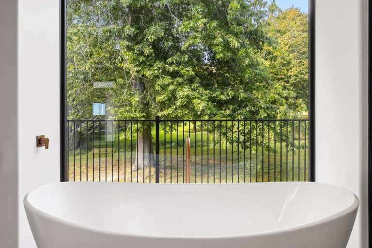 Photo of property in 13 Oakhill Lane, Richmond, 7020