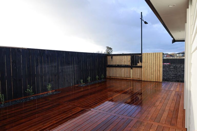 Photo of property in 3 Mangatainoka Lane, Awapuni, Palmerston North, 4412