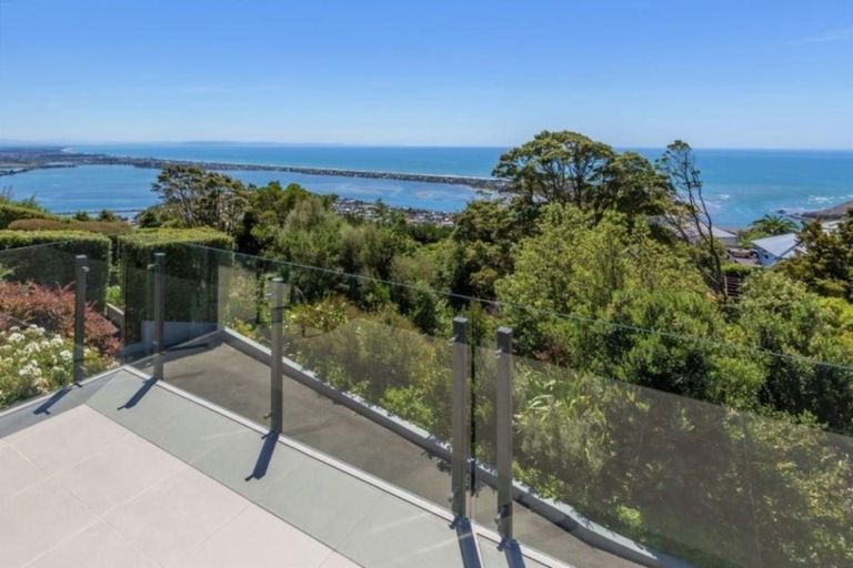 Photo of property in 151 Moncks Spur Road, Mount Pleasant, Christchurch, 8081