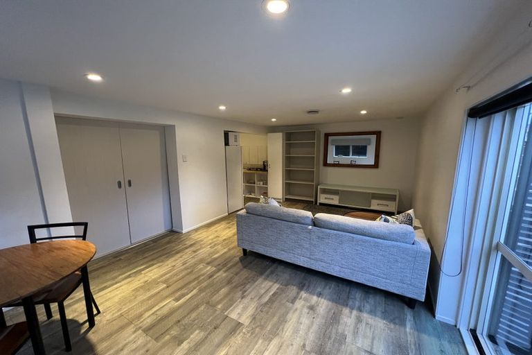 Photo of property in 1/50 La Trobe Street, Pakuranga Heights, Auckland, 2010