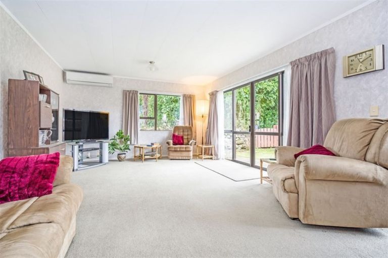 Photo of property in 1/12 Ford Avenue, Te Kamo, Whangarei, 0112