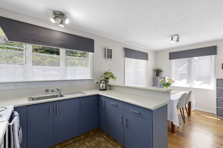 Photo of property in 60 Bird Grove, Stokes Valley, Lower Hutt, 5019