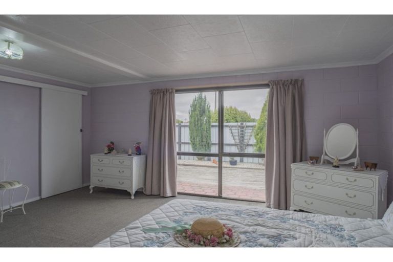 Photo of property in 76 Arthur Street, Seaview, Timaru, 7910