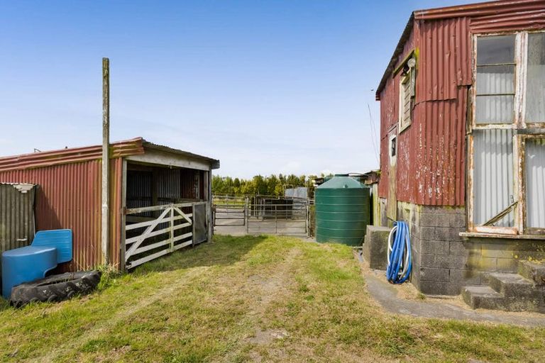 Photo of property in 124 Kahouri Road, Midhirst, Stratford, 4394