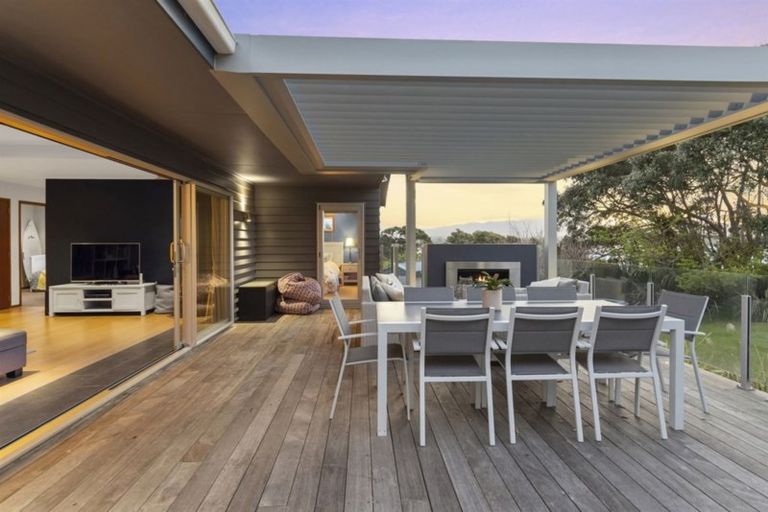 Photo of property in 21 Mcdonnell Street, Omokoroa, 3114