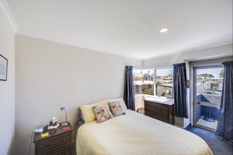 Photo of property in 14/182 Charles Street, Westshore, Napier, 4110