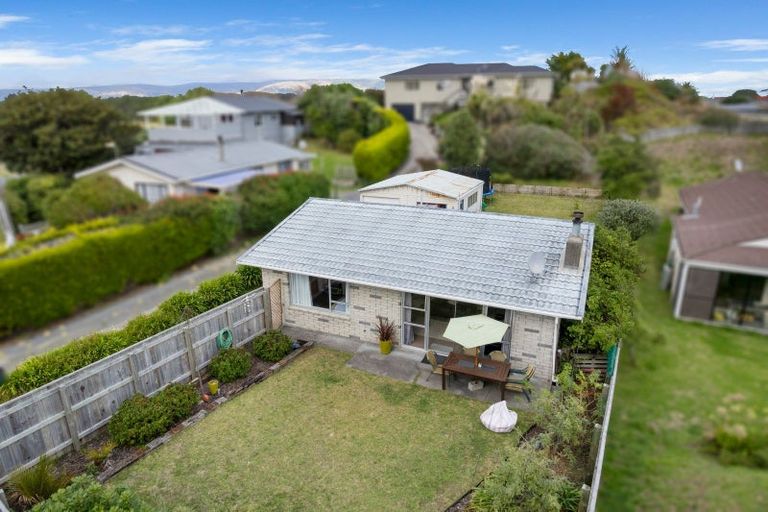 Photo of property in 81 Tasman Road, Otaki Beach, Otaki, 5512