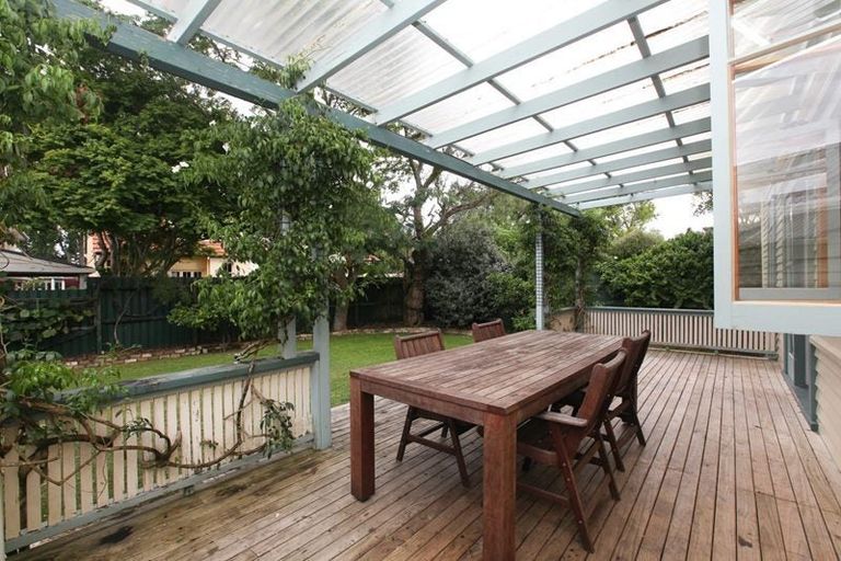 Photo of property in 14 Myrtle Street, Hamilton East, Hamilton, 3216