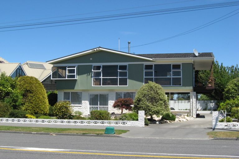 Photo of property in 425 Avonhead Road, Avonhead, Christchurch, 8042