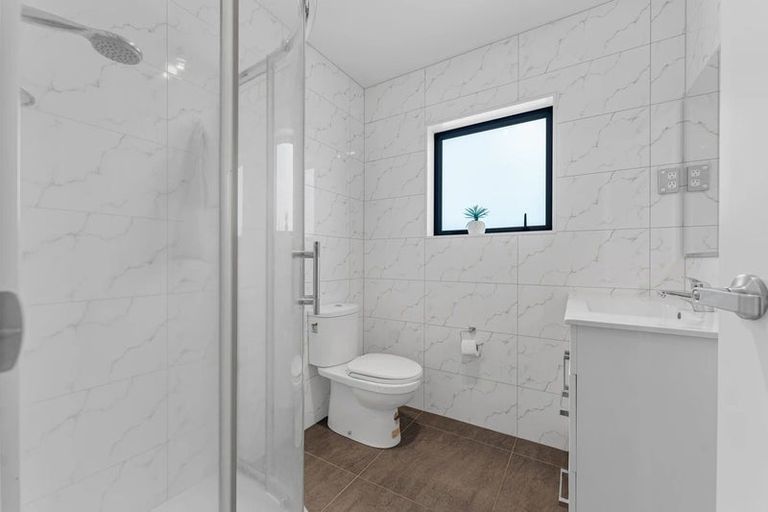 Photo of property in 46c Russell Road, Manurewa, Auckland, 2102