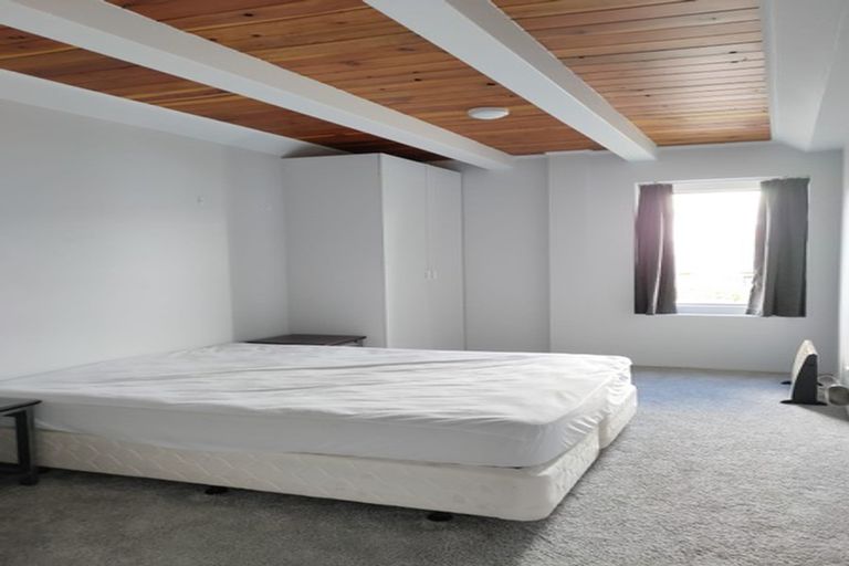 Photo of property in 1-3/1 Matakauri Place, Fernhill, Queenstown, 9300