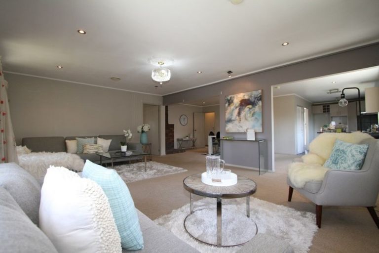 Photo of property in 22 Glennandrew Drive, Half Moon Bay, Auckland, 2012