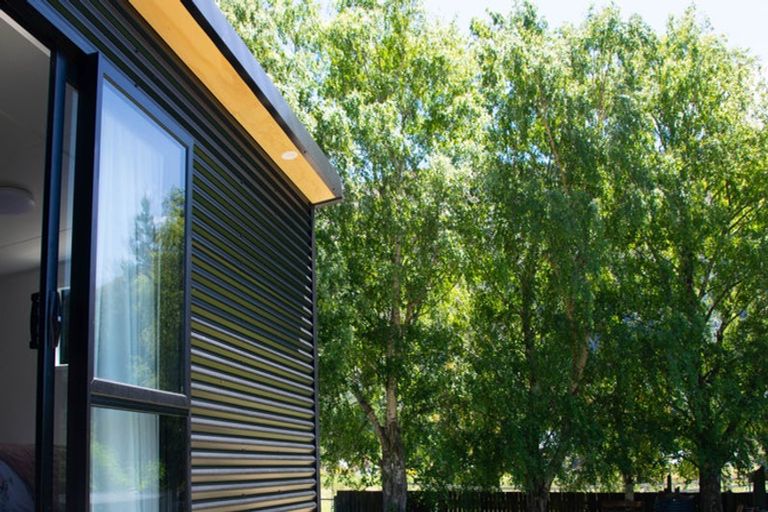 Photo of property in 51 Oxford Street, Kingston, Athol, 9793