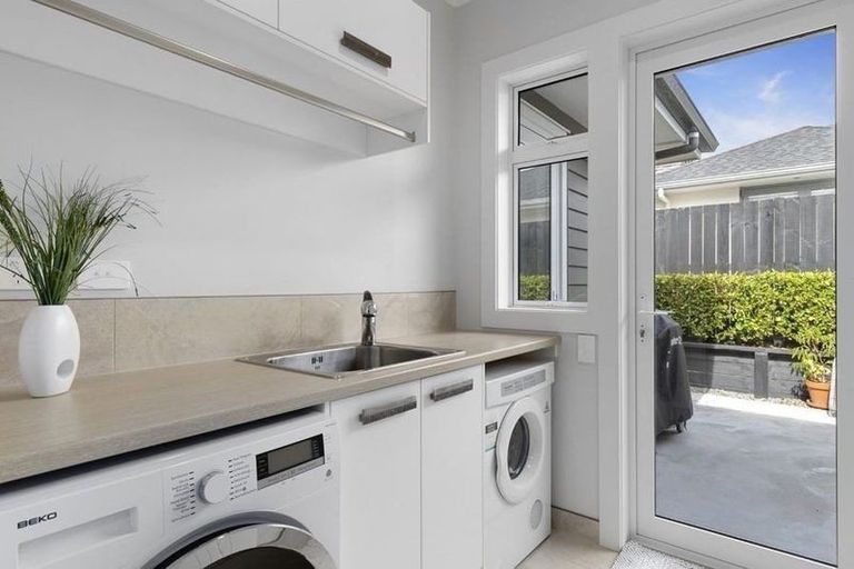 Photo of property in 2 Audrey Place, Flagstaff, Hamilton, 3210