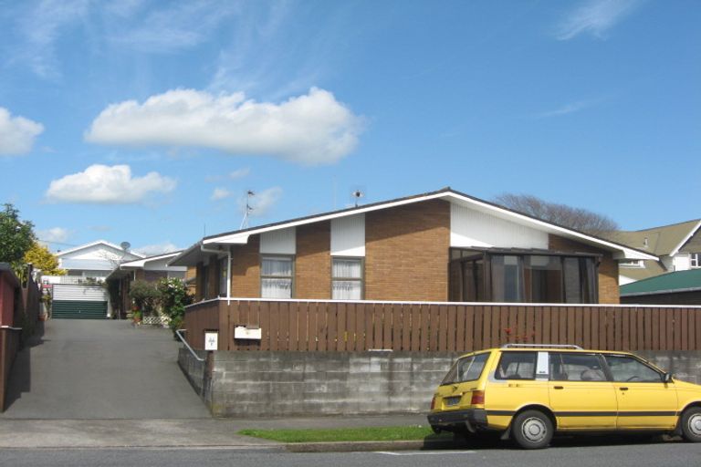 Photo of property in 1/21 Fulford Street, New Plymouth, 4310
