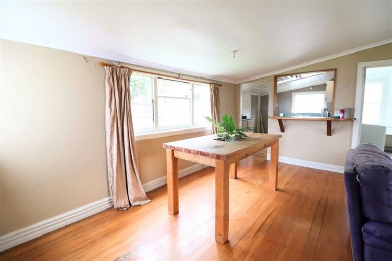 Photo of property in 6 Roslyn Terrace, West End, Timaru, 7910