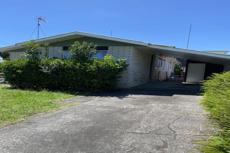 Photo of property in 142 Old Farm Road, Hamilton East, Hamilton, 3216