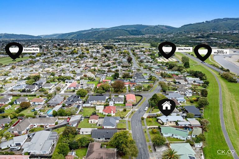 Photo of property in 22 Mcleod Street, Elderslea, Upper Hutt, 5018
