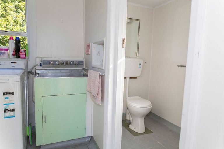 Photo of property in 6 Smith Street, Dannevirke, 4930