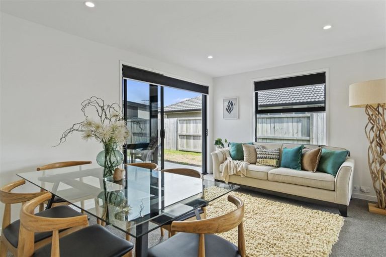 Photo of property in 28 Te Kio Crescent, Papamoa Beach, Papamoa, 3118