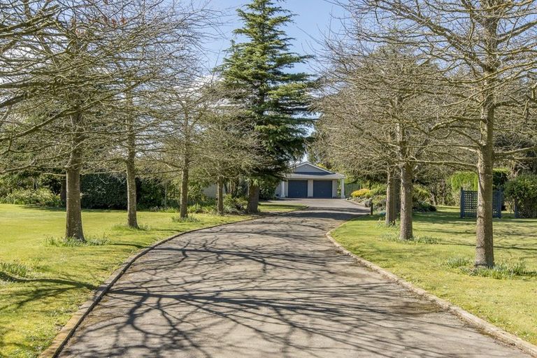 Photo of property in 100 School Road, Yaldhurst, Christchurch, 7676