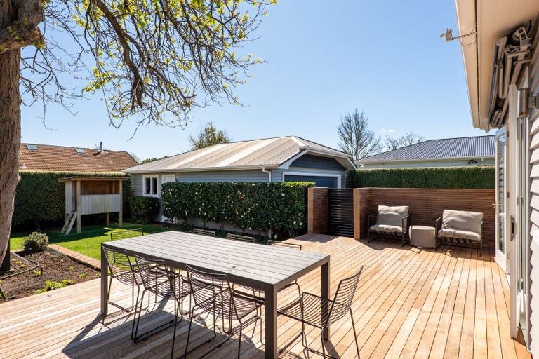 Photo of property in 159 Weston Road, St Albans, Christchurch, 8052