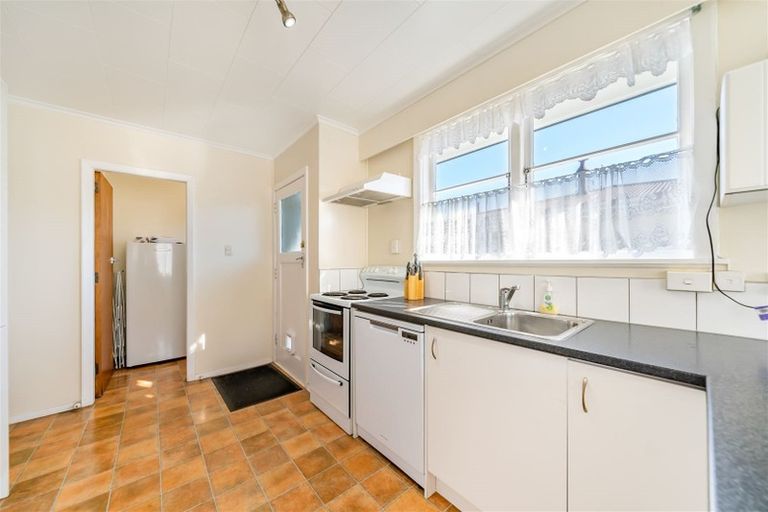 Photo of property in 19 Mcleod Street, Elderslea, Upper Hutt, 5018