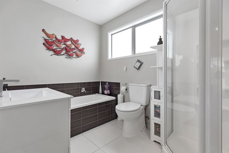 Photo of property in 9 Aubrey Way, Brookfield, Tauranga, 3110