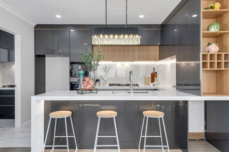 Photo of property in 4 Glann Lane, Flat Bush, Auckland, 2019