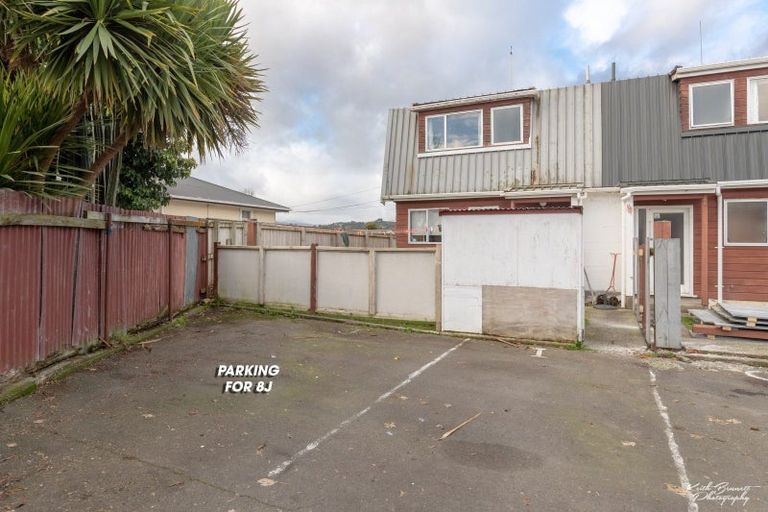 Photo of property in 8j Montgomery Crescent, Clouston Park, Upper Hutt, 5018