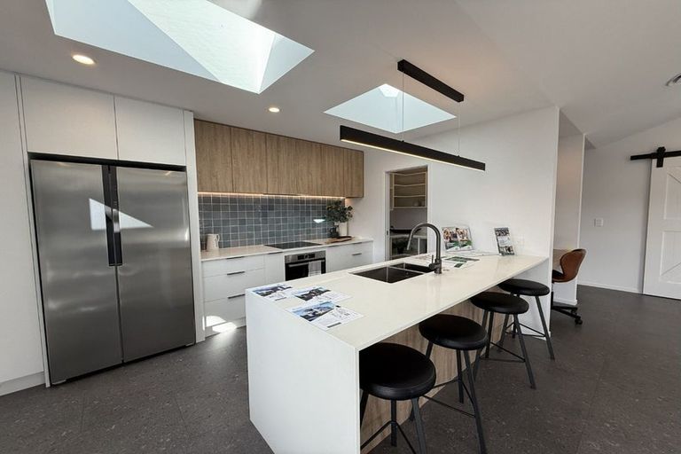 Photo of property in 23 Finstock Way, Rolleston, 7614