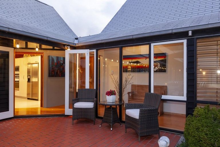 Photo of property in 9-11 Rosebank Grove, Waikanae, 5036