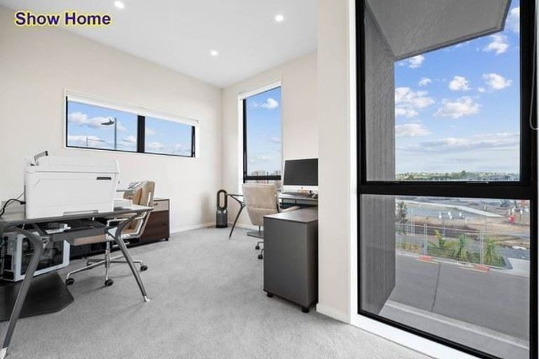 Photo of property in 52 Wallace Road, Hobsonville, Auckland, 0616