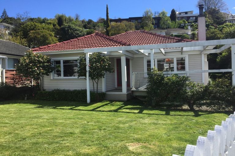 Photo of property in 2 Renwick Place, Nelson South, Nelson, 7010