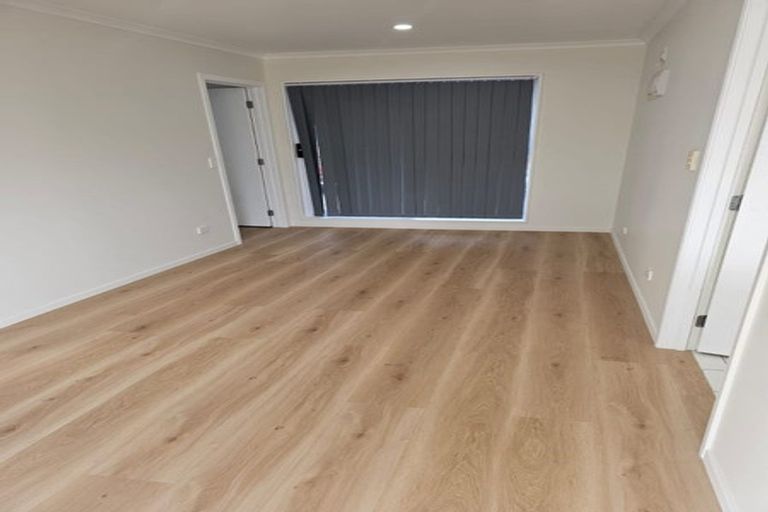 Photo of property in 29 Redcastle Drive, East Tamaki, Auckland, 2013