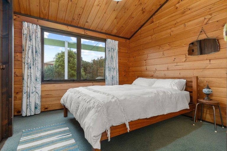 Photo of property in 19 Deller Drive, Carterton, 5713