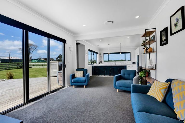 Photo of property in 43 Quinns Road, Normanby, Hawera, 4673